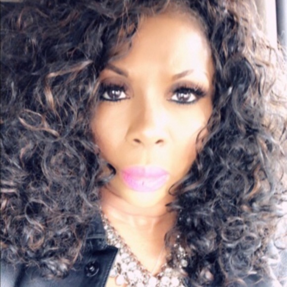 Meet your Posher, Joyce - Picture 7 of 15